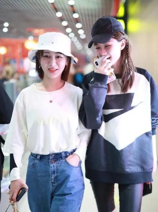 蓝盈莹的真实身高让张柏芝惊讶，其实不少女星