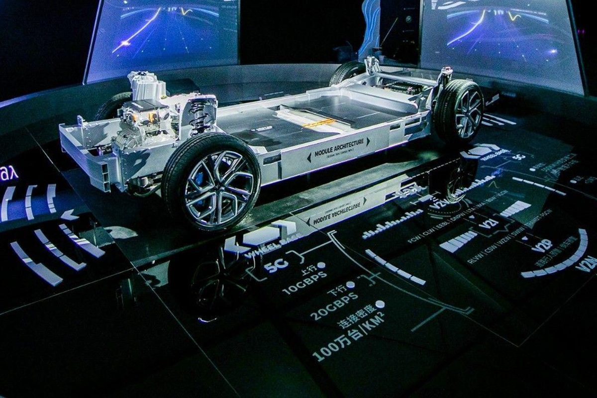 华为也下场“造车”，水平到底如何？
