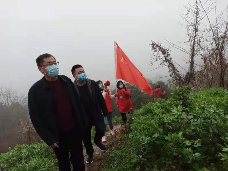 盯死守牢管住，自贡严防严控春节期间森林火灾