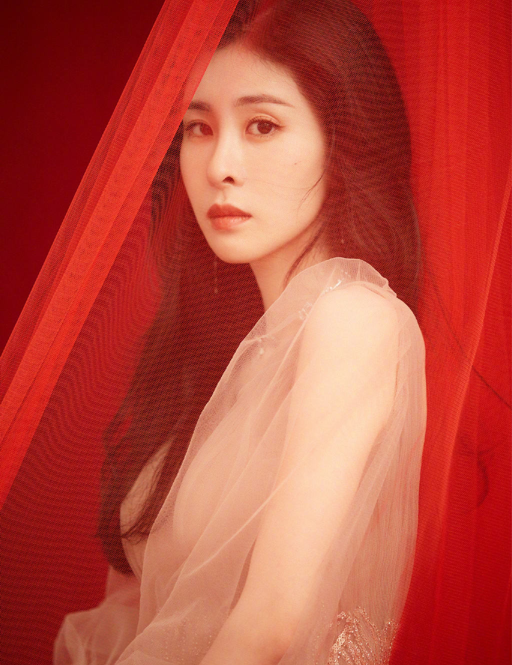 发文|华晨宇堂哥发文疑回应华晨宇隐婚生子 网友：表情包暴露真相了