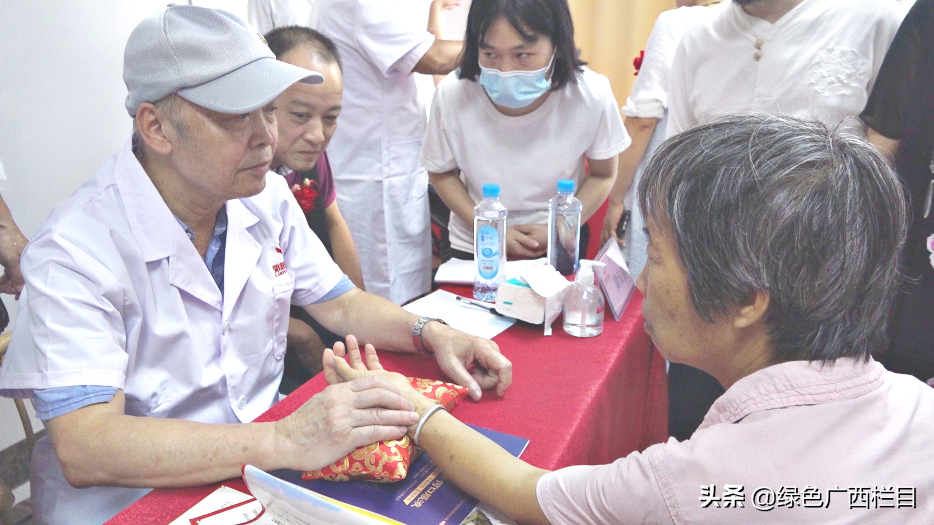 南宁骆越民族医院揭牌成立揭开骆越医药遗产神秘面纱