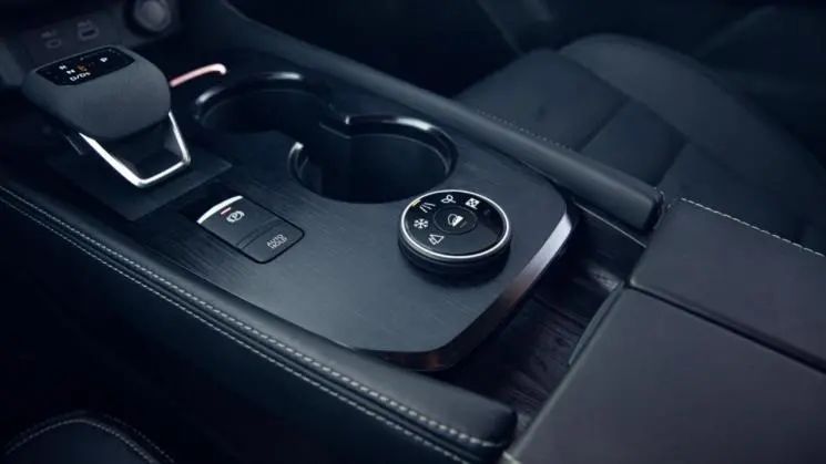 全面强大！带你解读陆川新电影中的“奇骏”