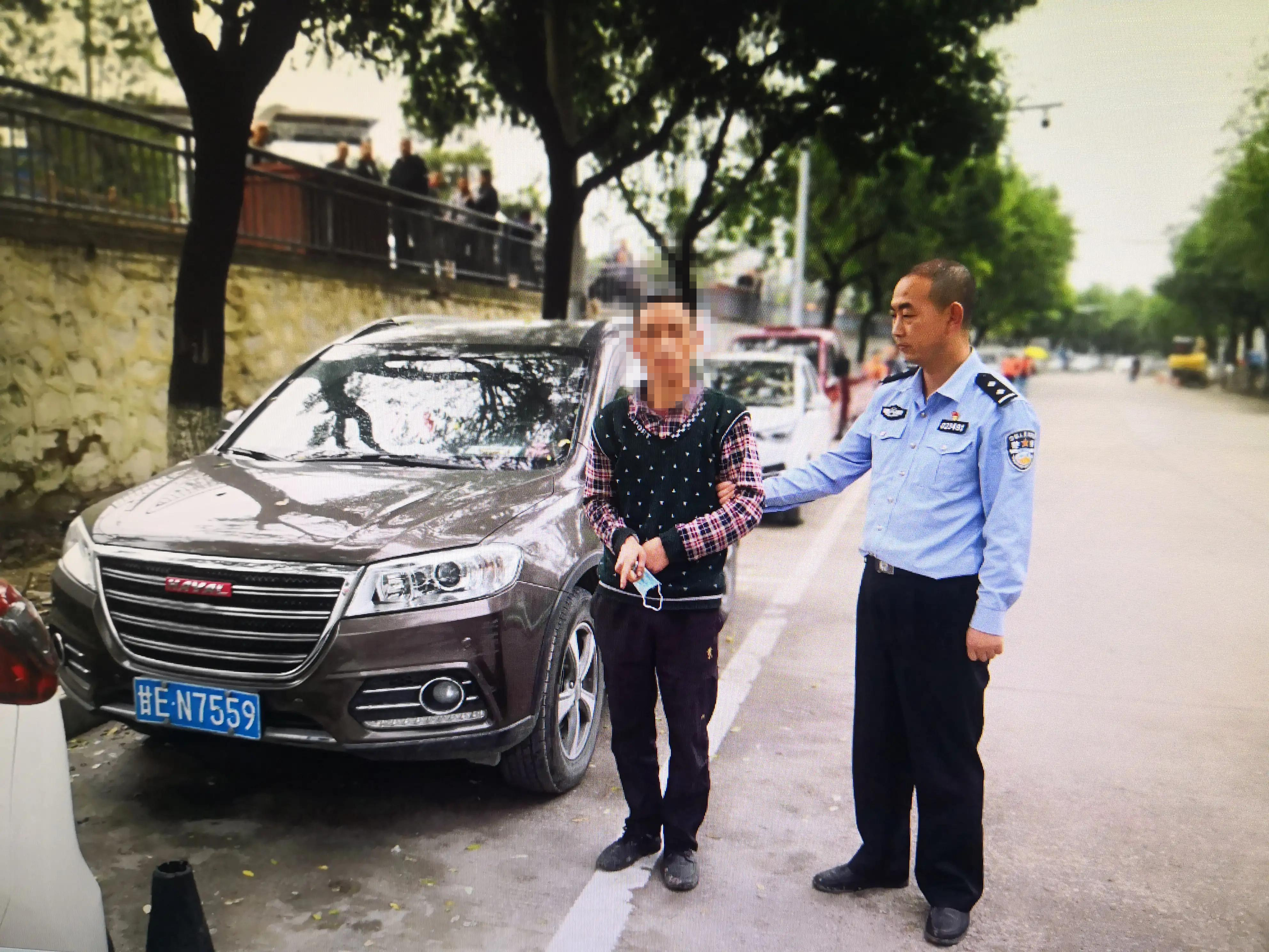 麦积区道北派出所打掉一盗窃团伙，破案5起