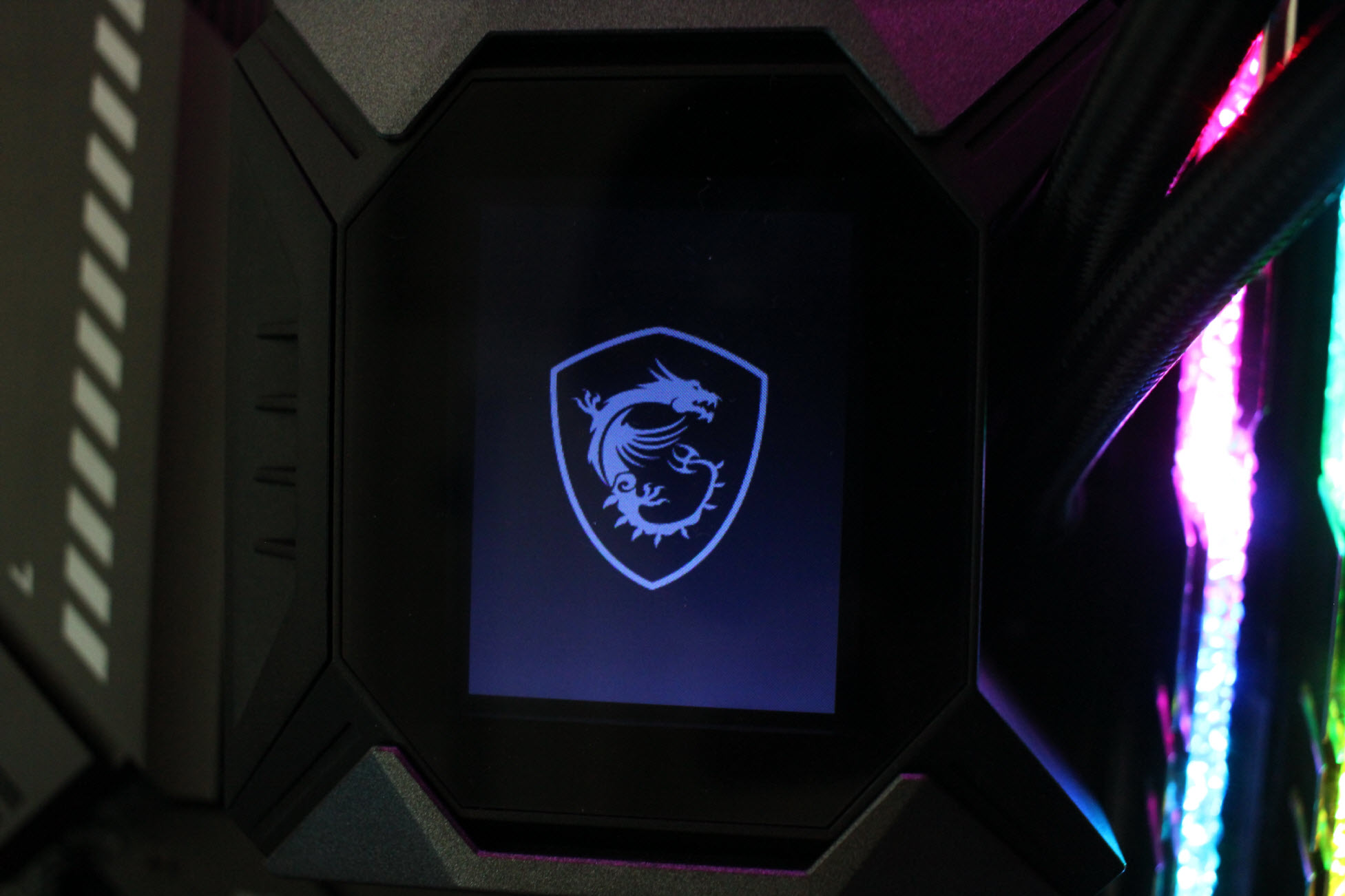 能过73℃算我输！这就是微星MPG CORELIQUID K360水冷散热器