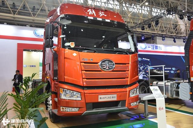 累计销量43.04万，大涨近4成，上半年牵引车市场