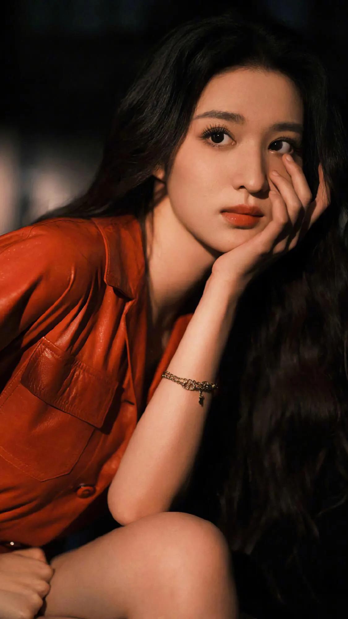 Star Fashion Wang Churan - iNEWS