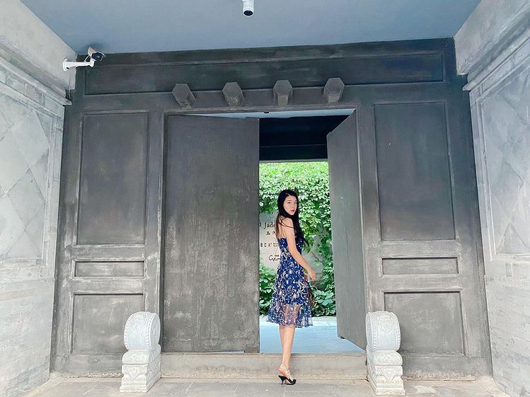 后浪来了：豪门姐弟资产超过700亿，俊男靓女才貌俱佳羡煞旁人