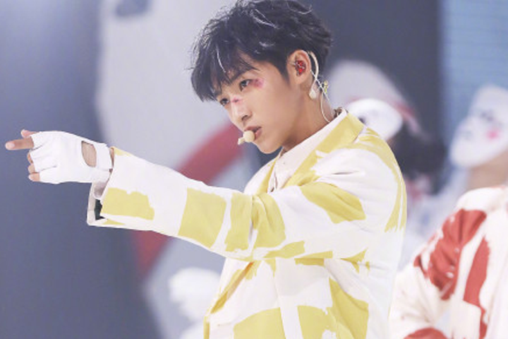 " chase after light elder brother " exposure of the list that become a group, li Wen writing falls into disuse, tan Jian second the ticket that be done by doubt