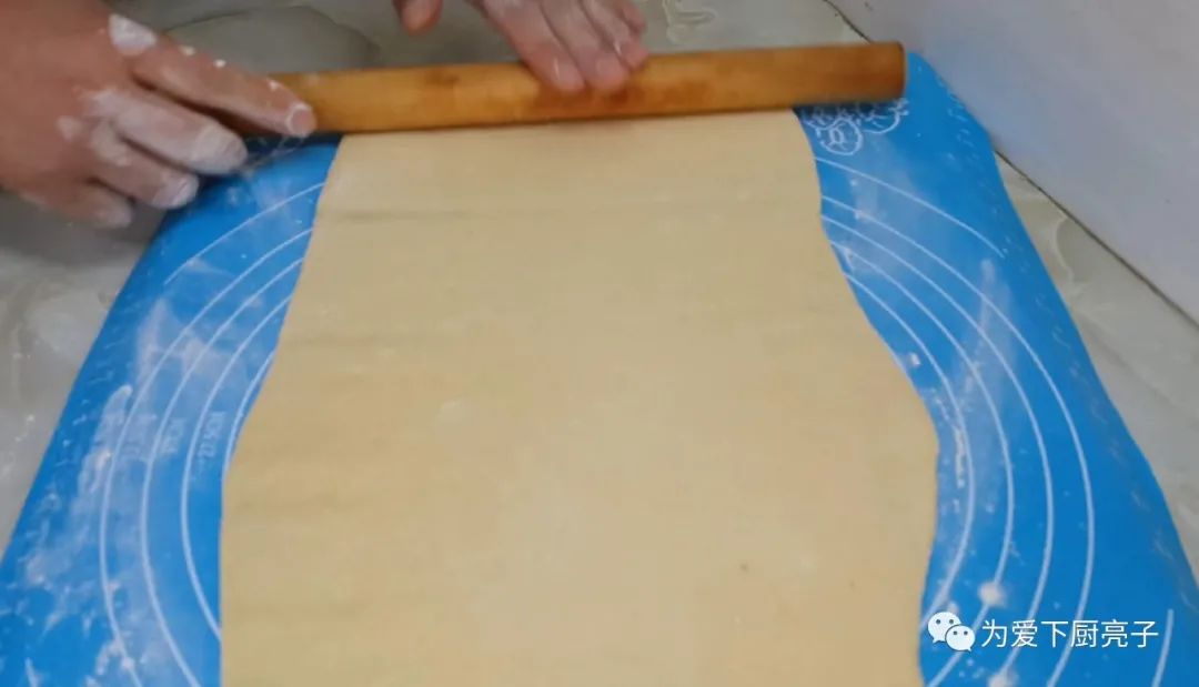 千層小糖餅做法，全程不用燙麵，鬆軟香甜又解饞，沒烤箱也能成功