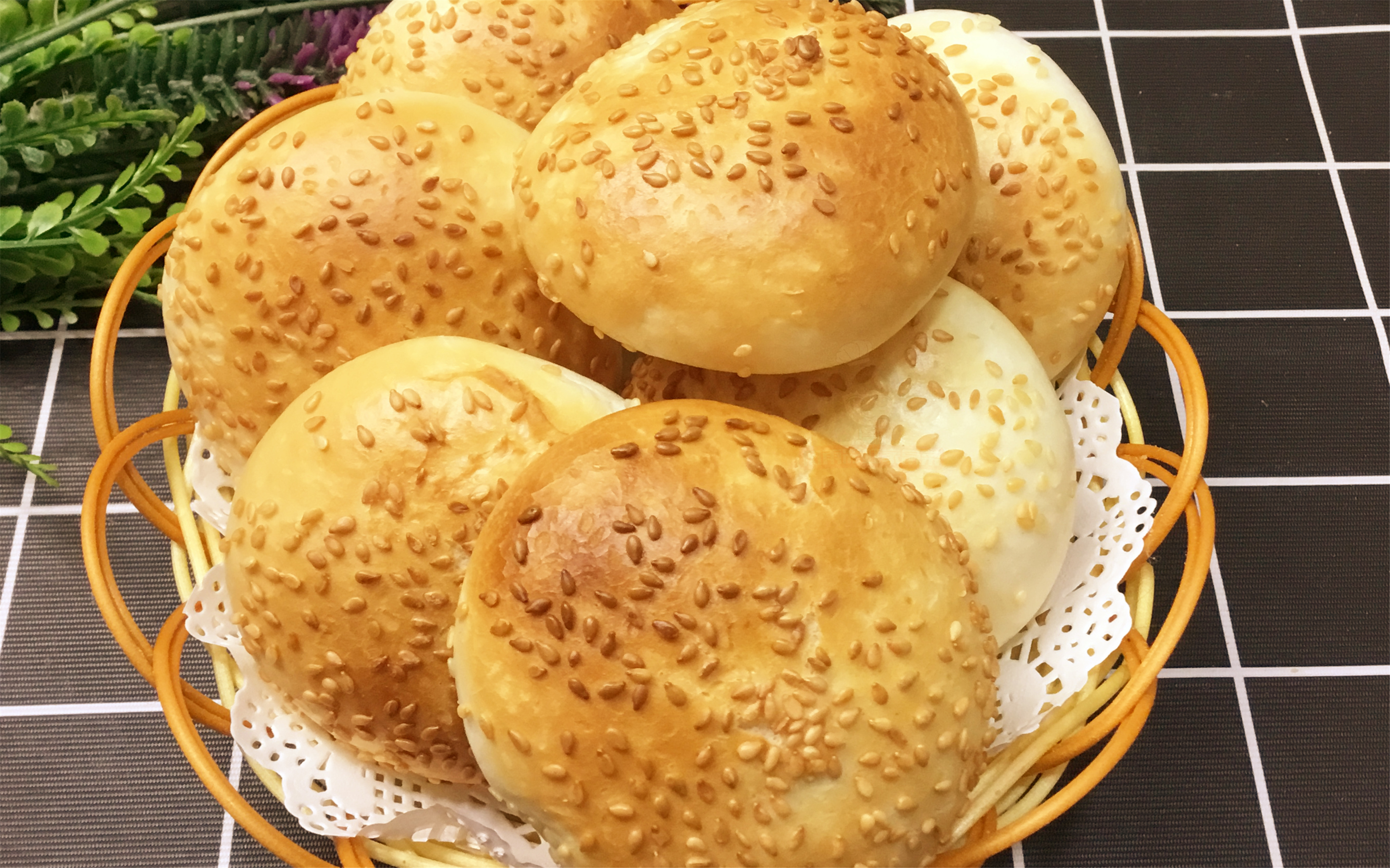 这样做烤饼,又酥又软又香甜  各地小吃 第6张