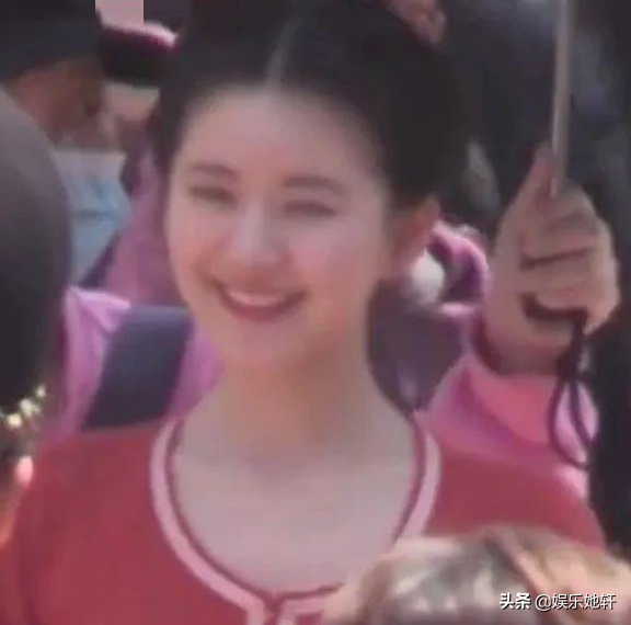 迪丽热巴《长歌行》路透曝光，一身唐装惊艳了！可女二号更抢镜
