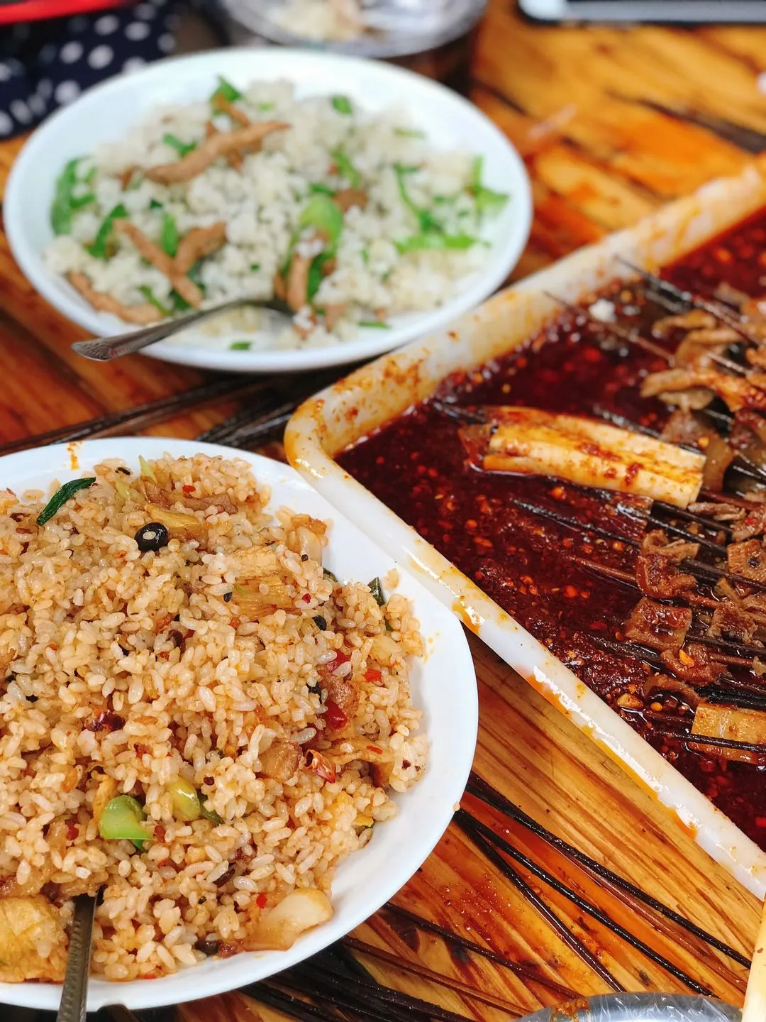 老成都人都认证的美食！麻辣烫、冷锅鱼让你一