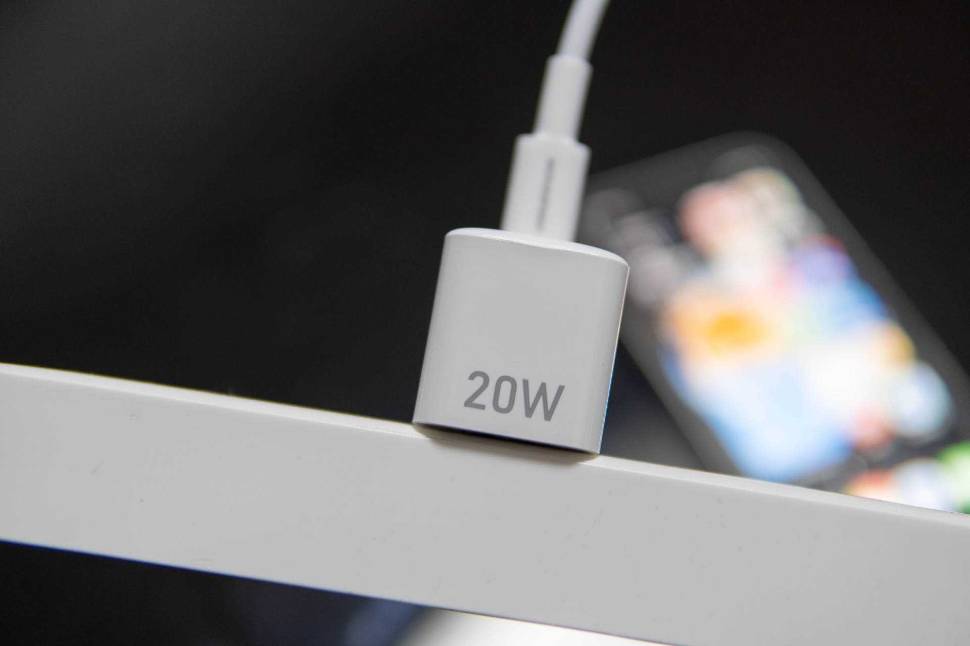 为iPhone12而生，移速PD 20W快充头，小巧好用