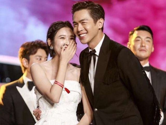 嫁给爱情最美的样子，网爆唐艺昕已顺利生下小