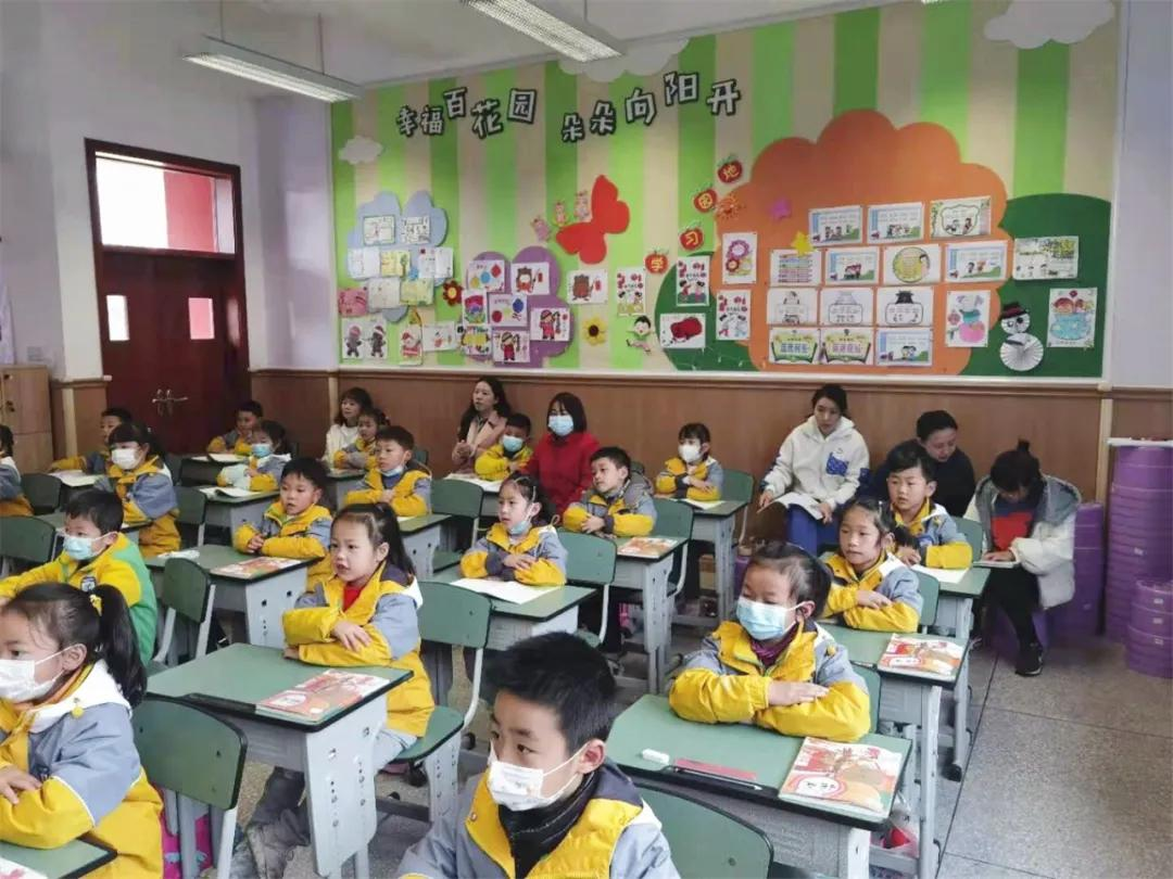 共促发展“语”你同行双流实验小学外国语学校语文组教研简讯