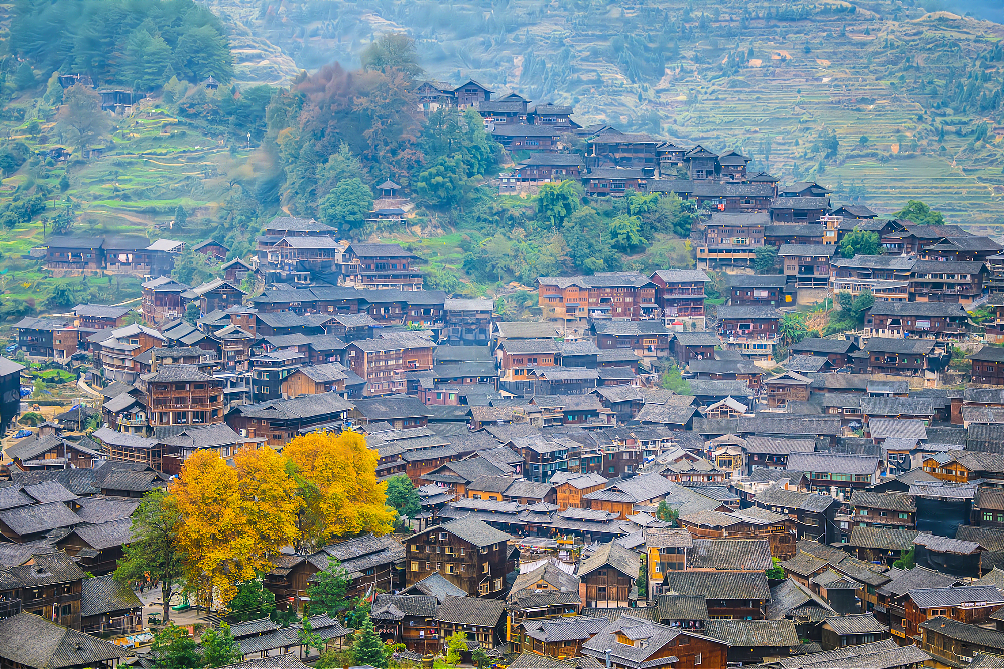 西江千戶苗寨，中國最大的苗族聚居村寨，無論如何都值得一去