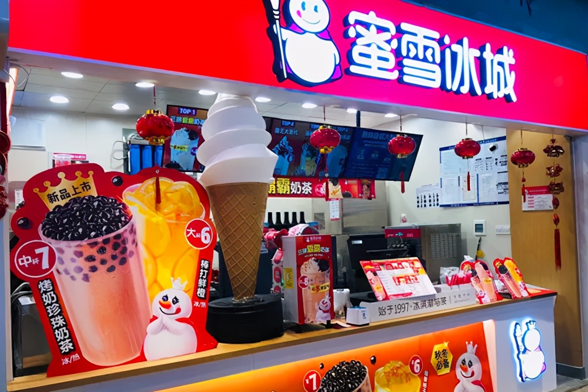 员工说没赚到钱，企业也说没赚钱，社会财富在增加，钱让谁赚了？