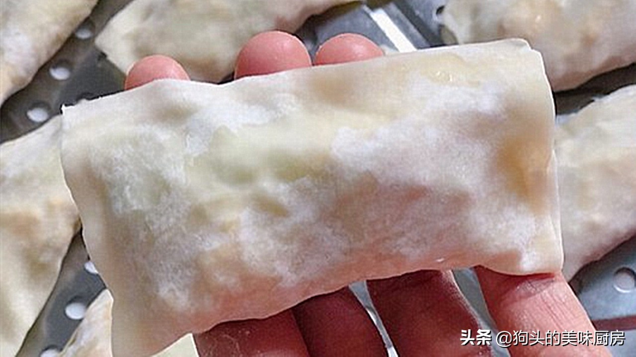 最爱素包子的这个馅，颜色翠绿不发黄，香而不腻，清淡美味吃不腻