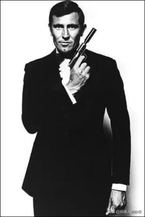 21岁就秃了，59岁却成最性感男人，初代007如何炼成“永远的绅士”？
