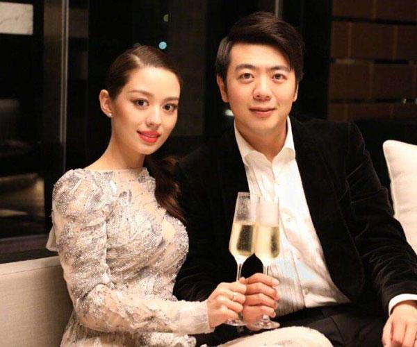 Lang Lang got his son. He was forced to jump off the building by his