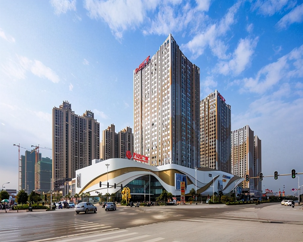 房价暴跌，老百姓压力真的会变小吗？业内人：