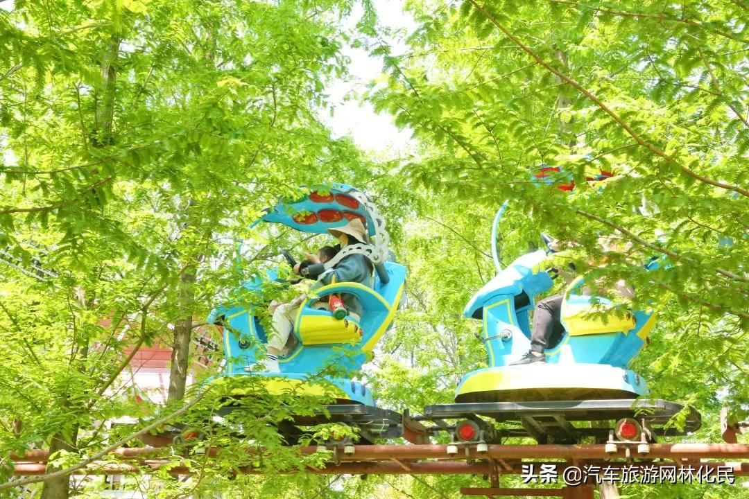 “五一”乐翻天，龙园景区游人如织，秩序井然