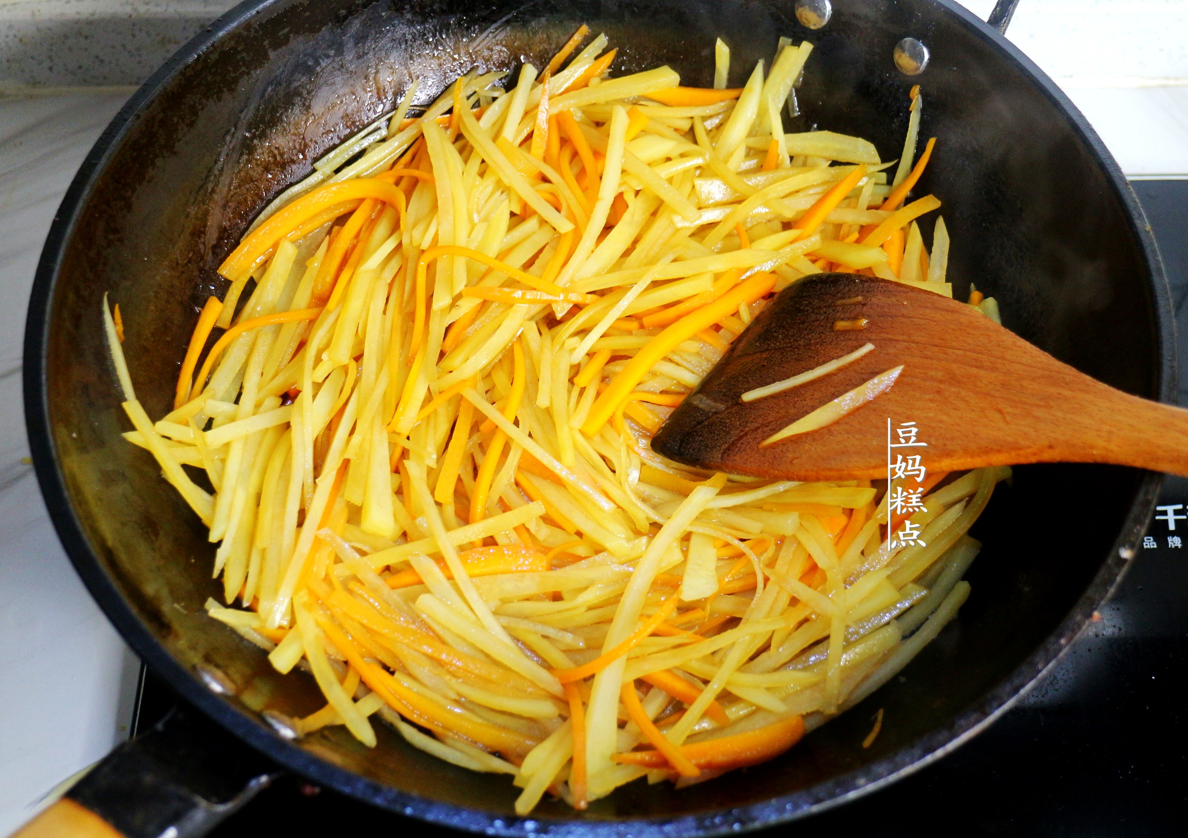 第1次这么做，土豆丝卷饼，儿子连吃3个，真是省事儿又味美