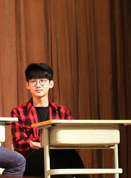 15日出生于北京市怀柔区,中国内地男演员,毕业于首都师范大学音乐学院