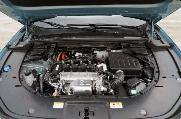 有空气悬挂，标配四缸机，还买什么理想One