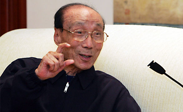 从“吝啬”富商到慷慨善士，他捐了3万栋楼，活