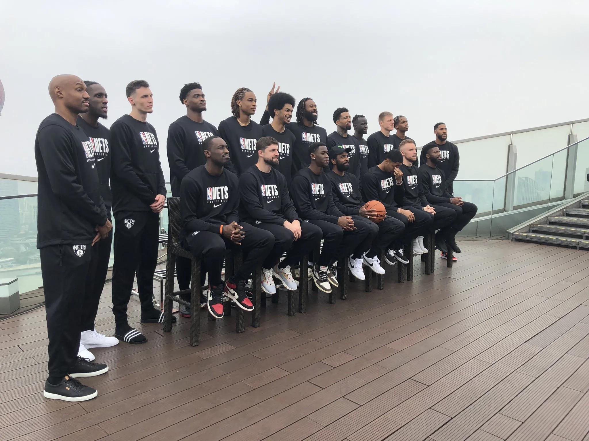 身价是蔡崇信9倍，资产超千亿的鲍尔默为何不用