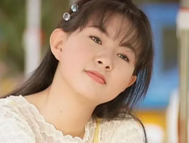 巅峰时隐退两年，却被传去世，卓依婷这二十年究竟去哪了？