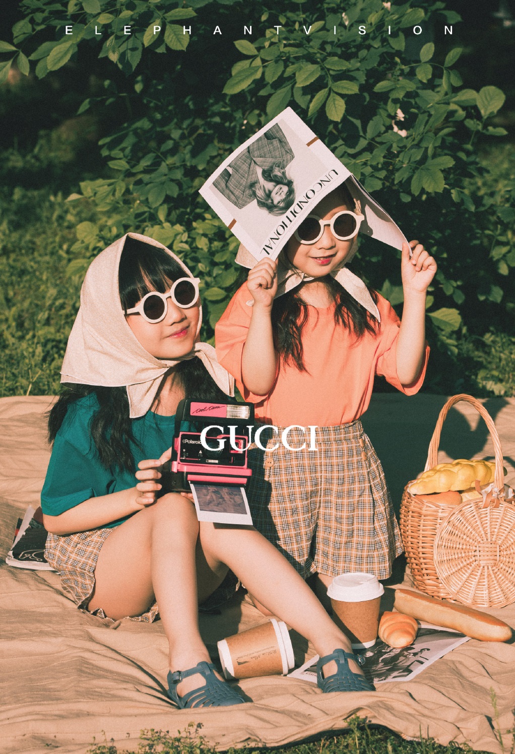 小山竹兒童節攜妹妹拍時尚大片，姐妹倆同框凹造型，又美又傲嬌