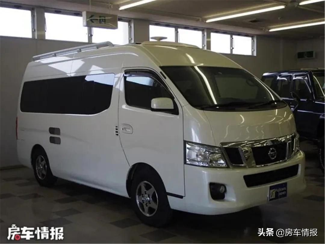 帶四驅的日產nv350房車 2 5t 自動擋 車內就是小公寓 中國熱點