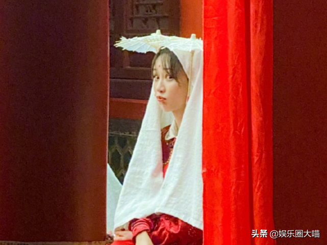 分手三年后，楊紫還是大家熟悉模樣，秦俊杰卻模樣大變讓人認(rèn)不出