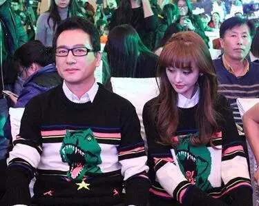 关晓彤郑爽杨幂，仨女星爸爸一个比一个厉害