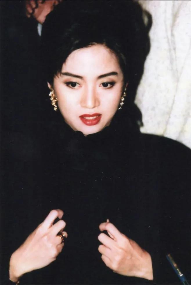 Directors Zhang Yimou and Feng Xiaogang To commemorate Anita Mui, the ...