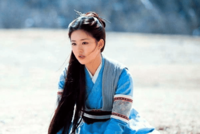 国民女神赵露思被质疑活在美颜之下，有人看过