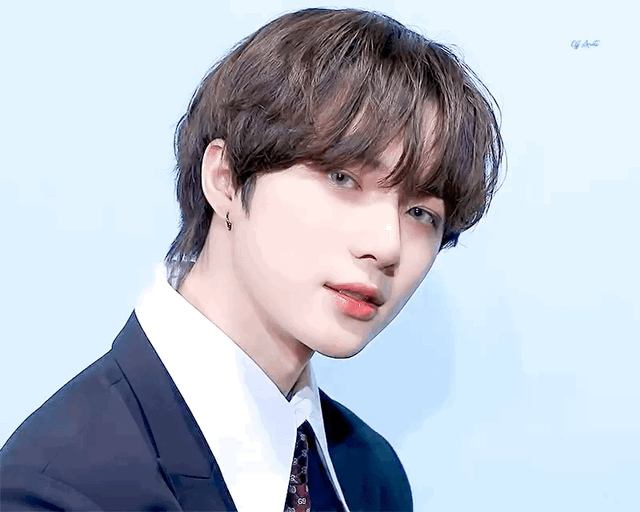 怎么会有那么精致漂亮的宝贝呀,偶尔看到他的图都会觉得真的漂亮啊