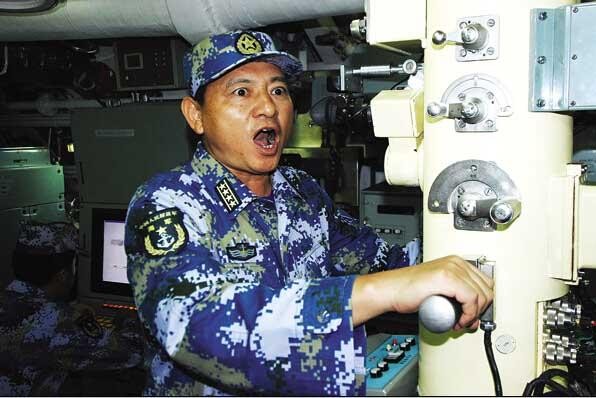 ӡ��Ǳͧ��û�Ҿ�,�й�����Ǳͧ��μ�����׹180��,����ͬ������