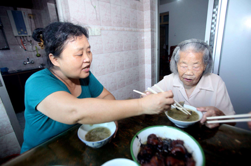 “养儿防老不靠谱，以房养老更靠谱”你怎么看