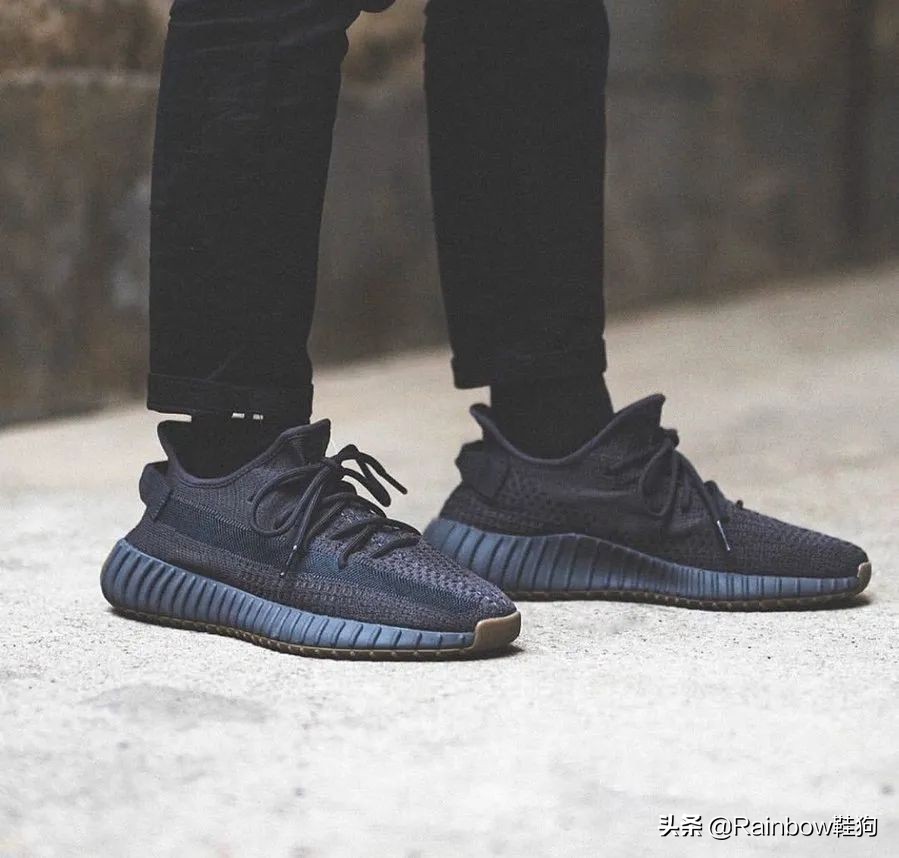 万万没想到 年年夏天都疯涨的 Yeezy 350 今年我能随便挑