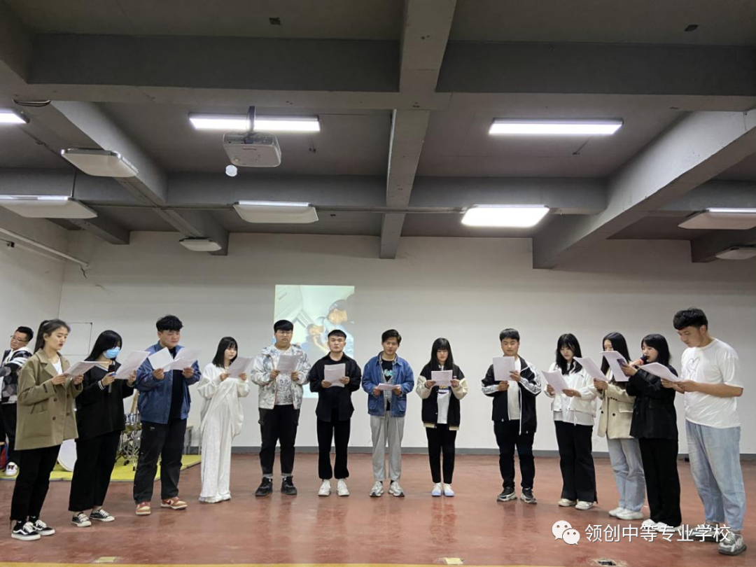 「领创校园」祝福！中三学子成绩优异，领创教师送上祝福