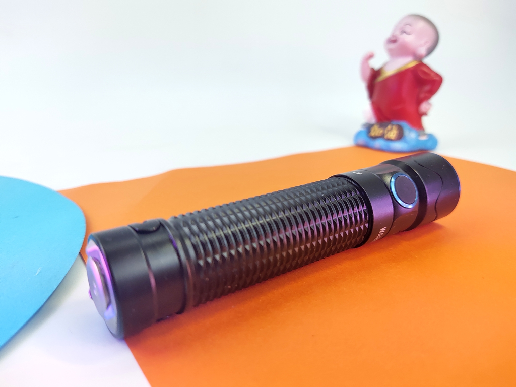 双按键EDC战术手电 方便快捷为你照亮整个世界