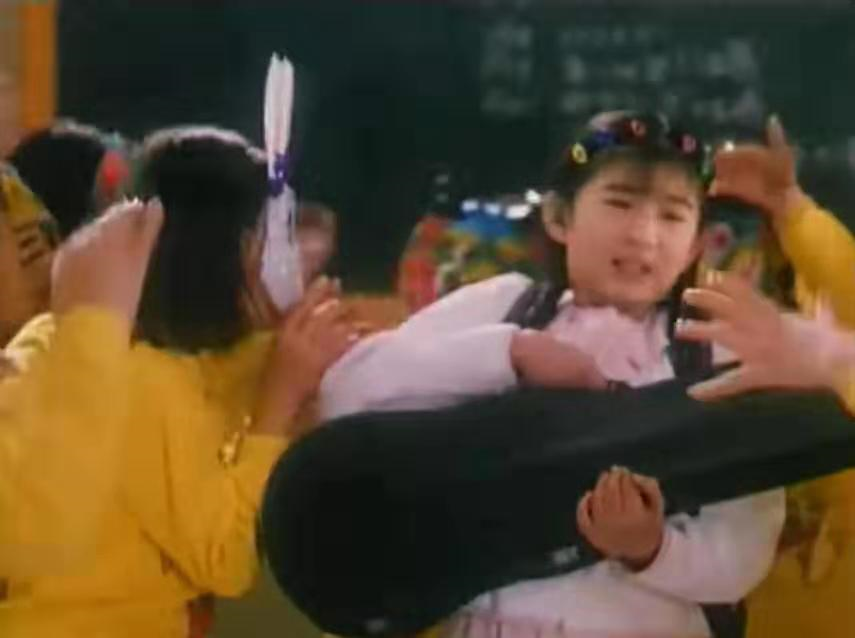 22年前的儿童片，留下童年阴影，放到现在早就禁播了