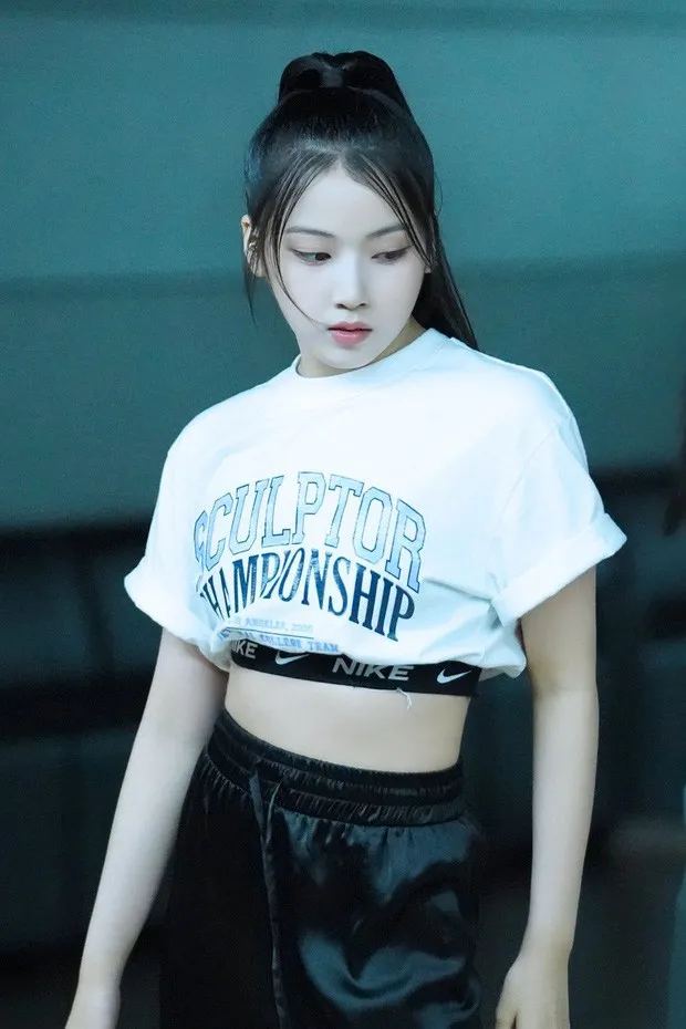 JYP新女团隐藏成员公开?跟少女时代允儿同名;LISA SOLO专辑泄露?