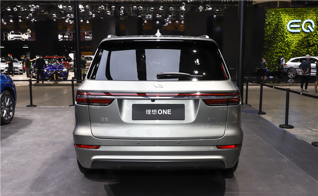 中大型SUV理想ONE，续航800km没有焦虑，适合限牌城市