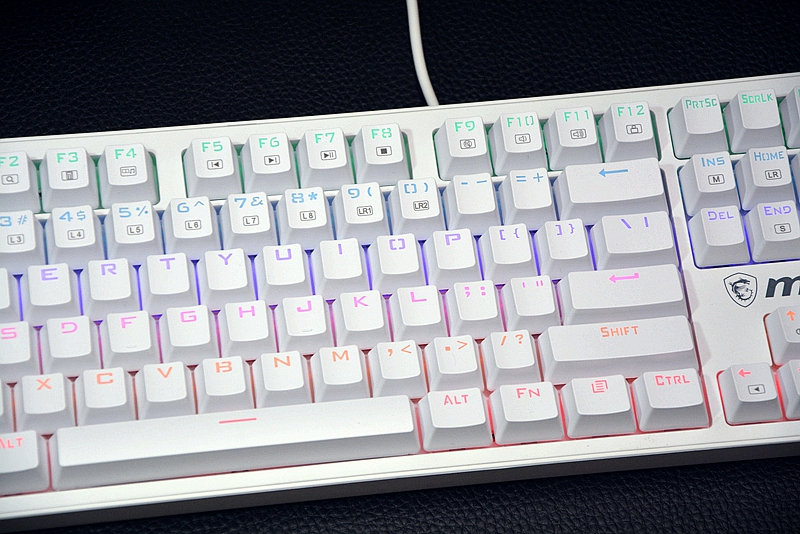高特青轴、RGB侧灯、109元，微星这款让那些机械手感键盘瑟瑟发抖