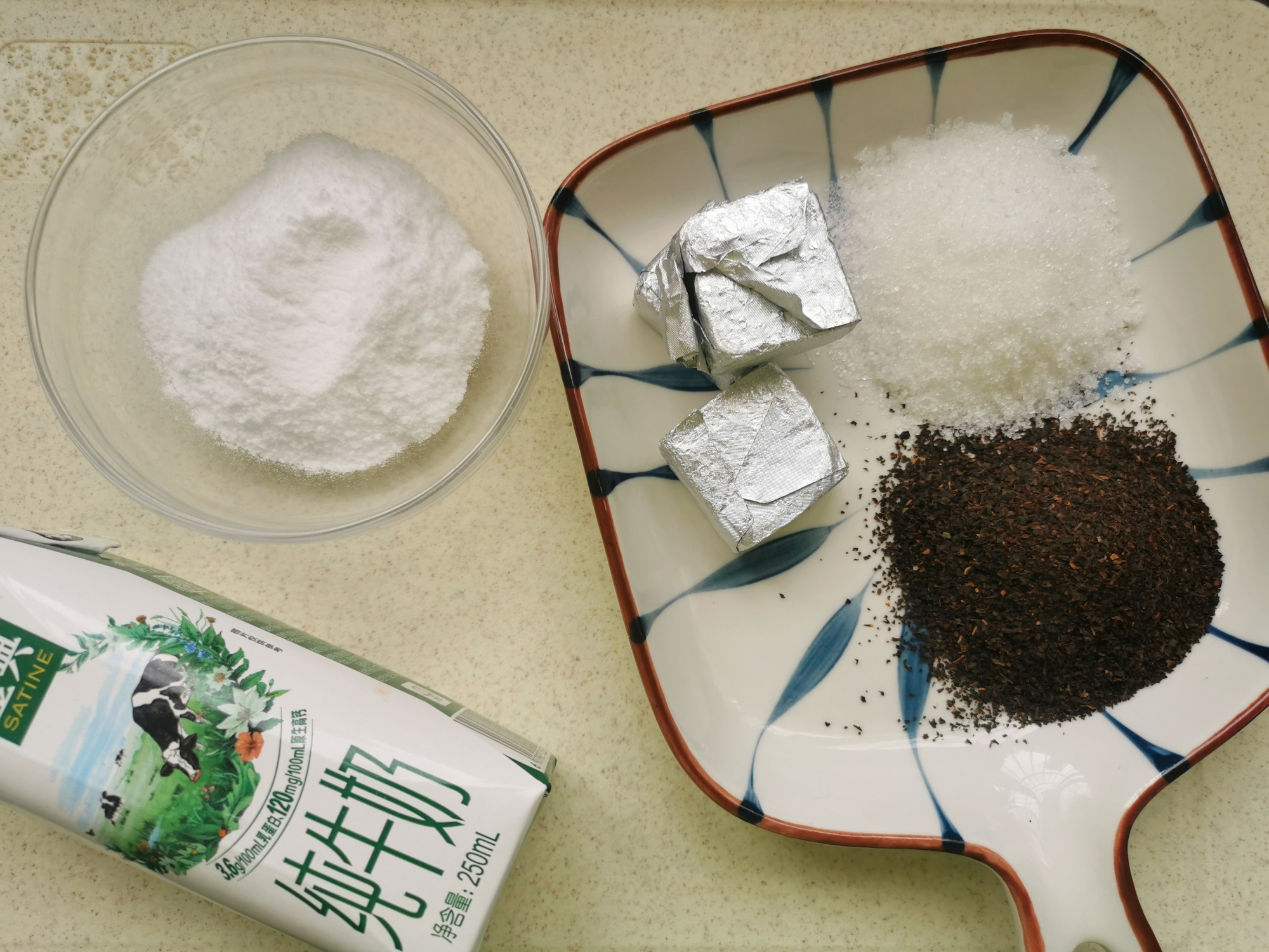 奶茶店爆款黑钻烤奶，在家就能完美复刻，食材简单，成本不足5元