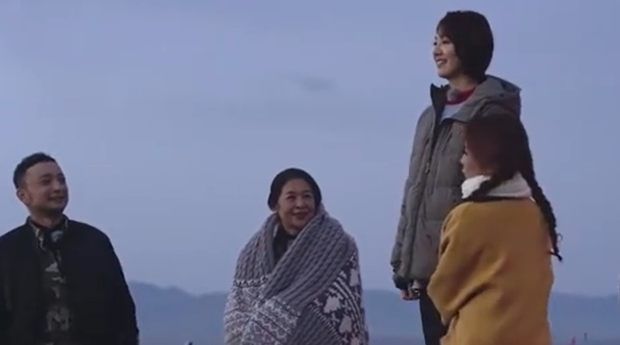 37岁央视主持王冠太恨嫁，巅峰期突然消失5年，